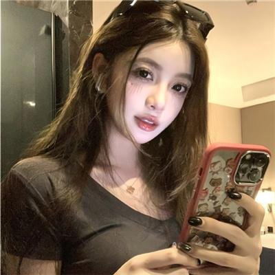 蓝是最粉的颜色 焦点图